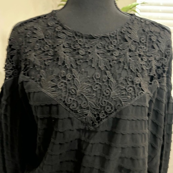 Topshop Black Lace Yoke Ruffle Textured Long Sleeve Cropped Blouse US 6 - Picture 4 of 5